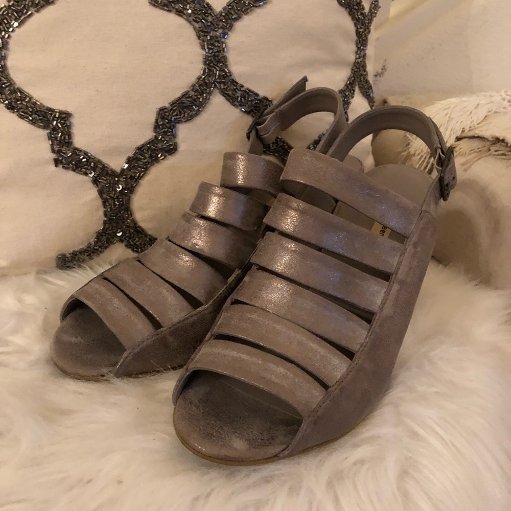 Paul Green silver metallic block heels 8